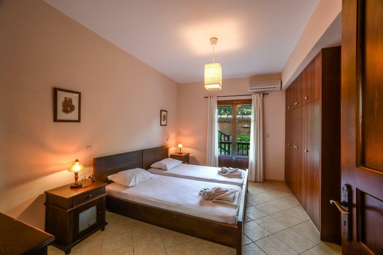Anna Apartments Lithakia  外观 照片