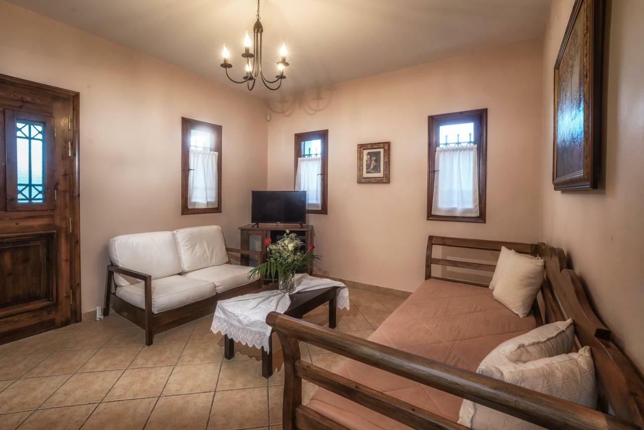 Anna Apartments Lithakia  外观 照片